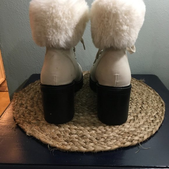 Espirit Ember Chunky Faux Fur Cream Boot Sz 7.5 - Picture 3 of 5